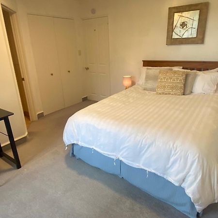Fairhall Guest Lodge Woodbourne ภายนอก รูปภาพ