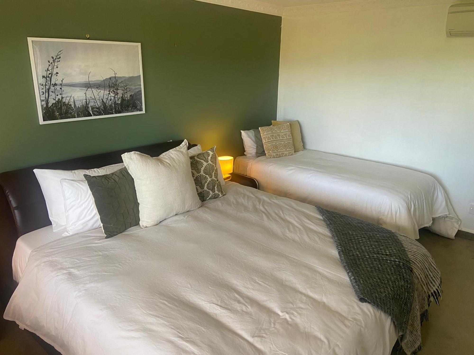Fairhall Guest Lodge Woodbourne ภายนอก รูปภาพ