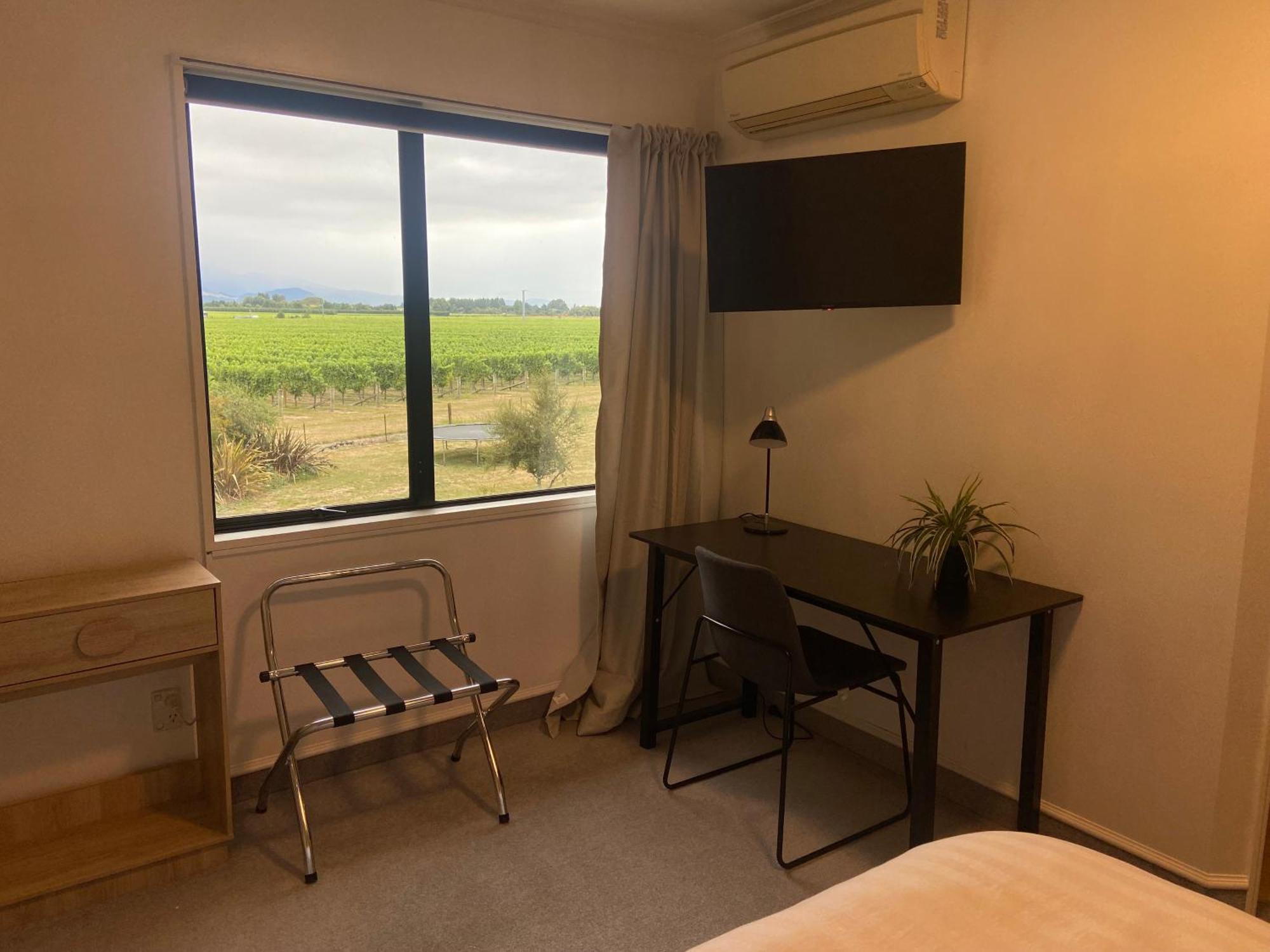 Fairhall Guest Lodge Woodbourne ภายนอก รูปภาพ