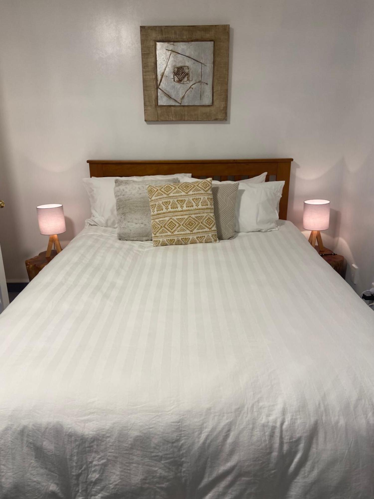 Fairhall Guest Lodge Woodbourne ภายนอก รูปภาพ